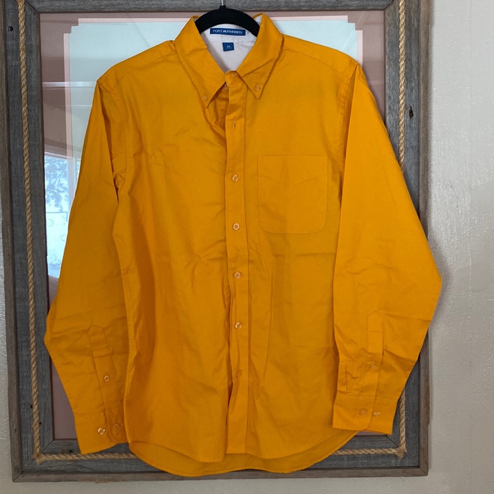 Port Authority button down shirt - XS